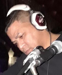 DJ