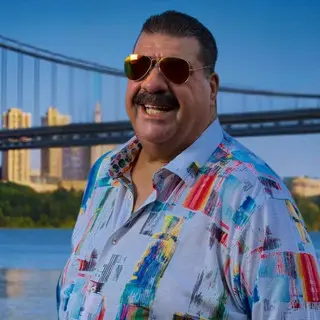 MR