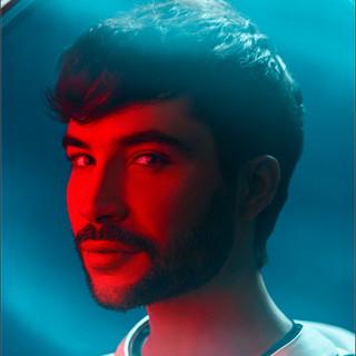 JR