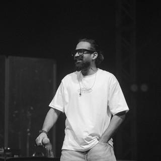 JM