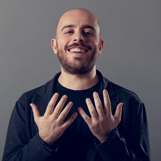 DT