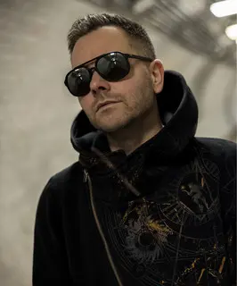 AV