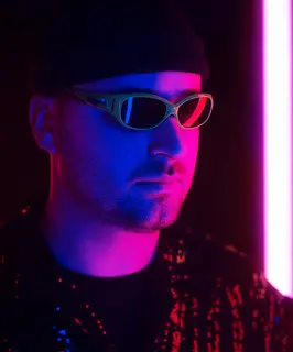 RO