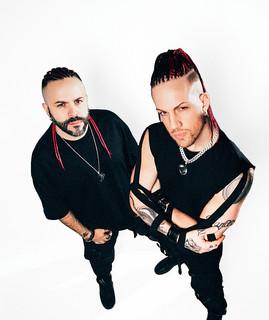 AC