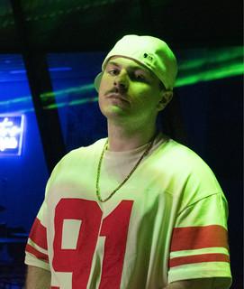 TR