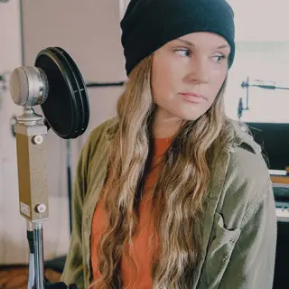 LA