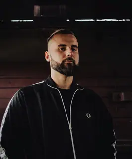 HR