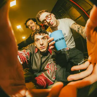 ST
