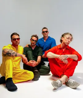 AL