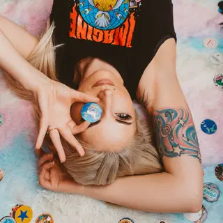 AD