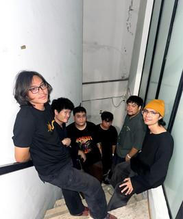 ZF