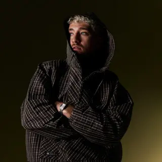 LR