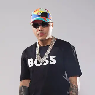 DW