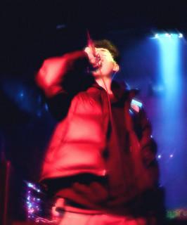 L