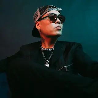 L