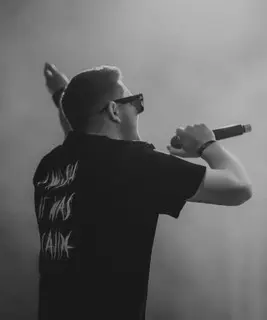 SB