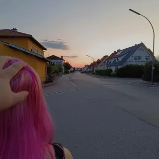 L