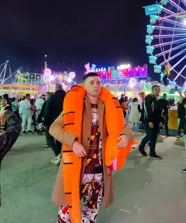 DW