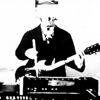 TT