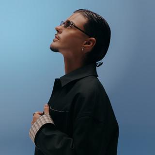AM