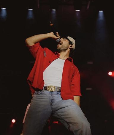 JR