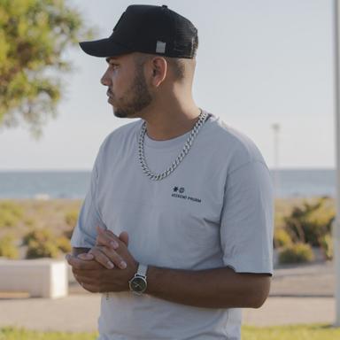 EM