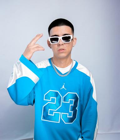 DA