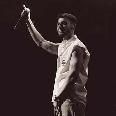 AB