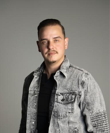 DJ