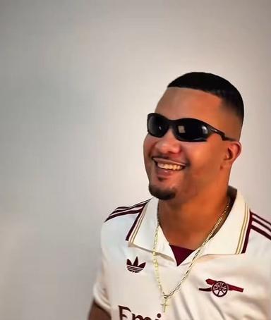 MR