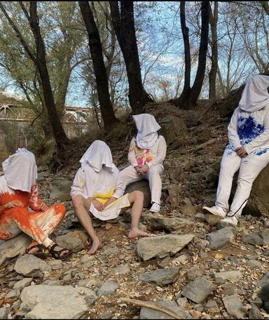 YR